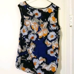 Vera Wang Floral Large Sleeveless Blouse